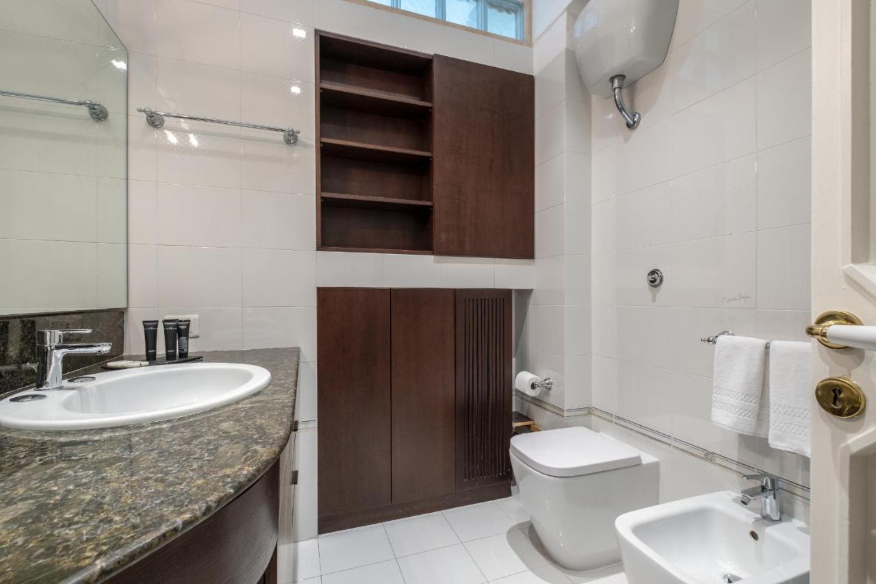 Sweet Life - Luxury Apartment-Suite-Rooms Μπάρι Εξωτερικό φωτογραφία