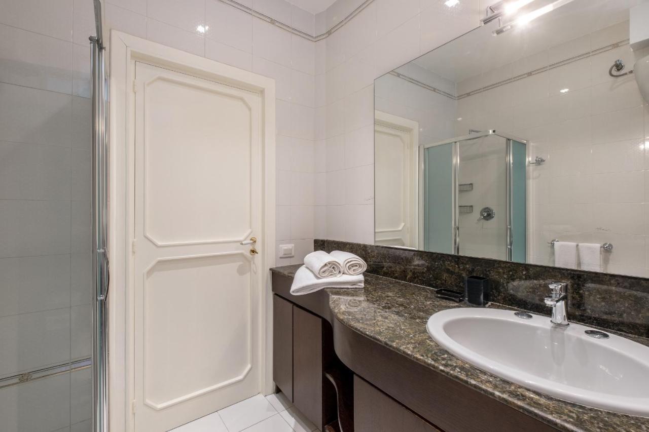 Sweet Life - Luxury Apartment-Suite-Rooms Μπάρι Εξωτερικό φωτογραφία